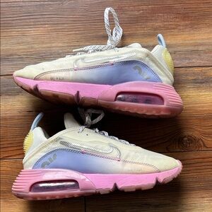Nike Air Max 290 with Pink and Cream Accents